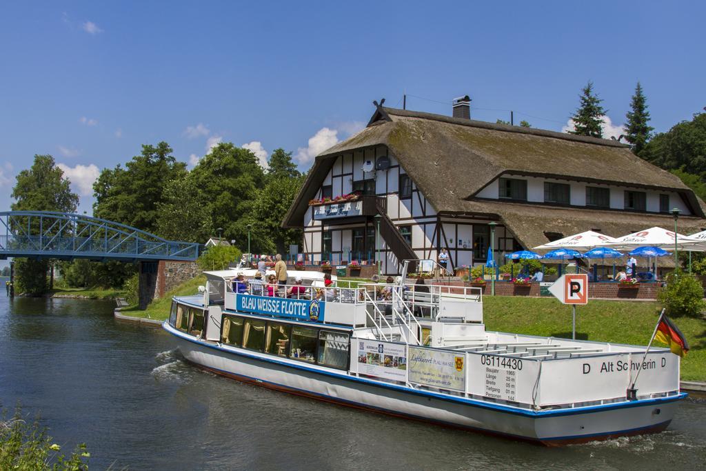 Hotel & Restaurant Lenzer Krug Malchow  Exteriér fotografie